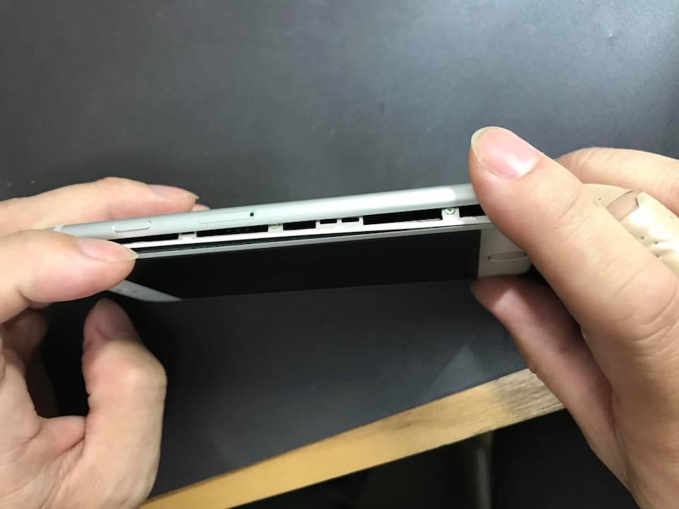 iPhone5 ガラス割れ修理
