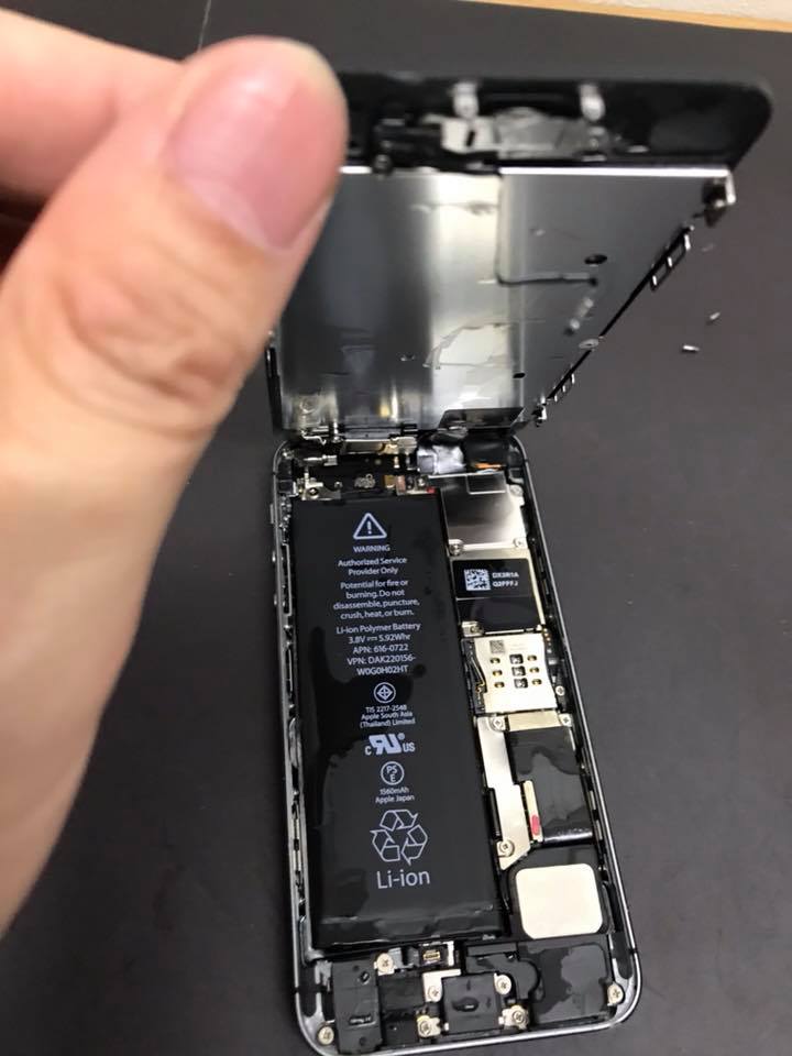 iPhone5s 水没復旧修理